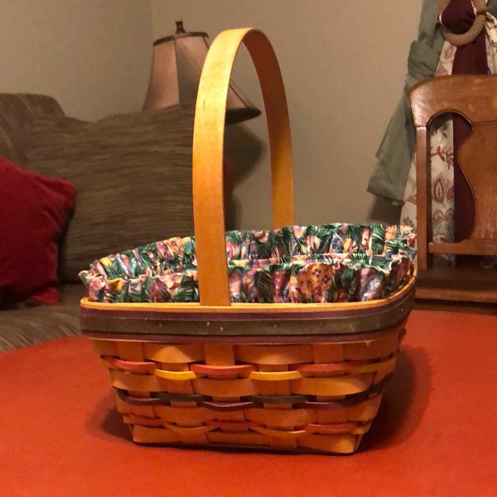 LONGABERGER BASKET